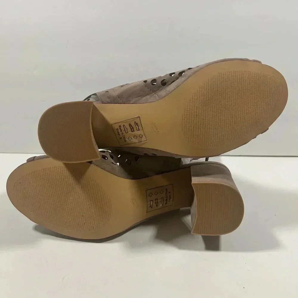 NIB!Shoe Shoe Republic LA-Suede Perforated-Lace UpPeep toe heel booties Size 9 - Picture 9 of 14